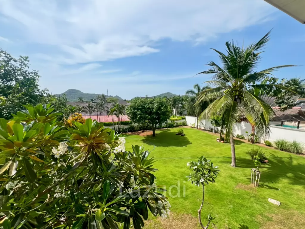 Heights 2 Khao Tao - 4 Bedroom Villa with Pool on Large 1,200 Sqm Plot