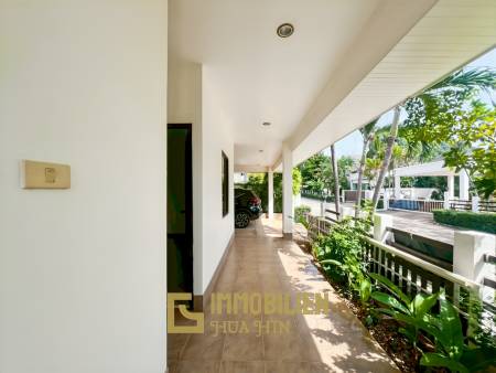 Heights 2 Khao Tao: 4 Schlafzimmer Pool Villa auf einem großen 1.200 qm Grundstück