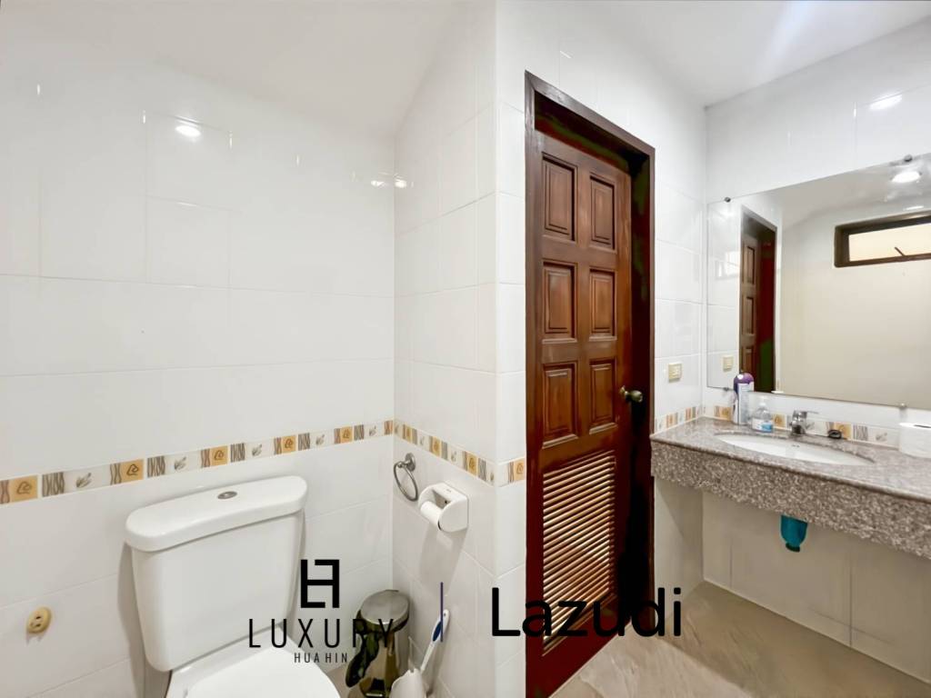 Heights 2 Khao Tao - 4 Bedroom Villa with Pool on Large 1,200 Sqm Plot