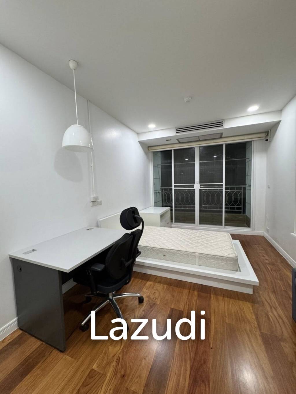 2 Bedroom 2 Bathroom 95 Sq.m Baan Thanon Sarasin