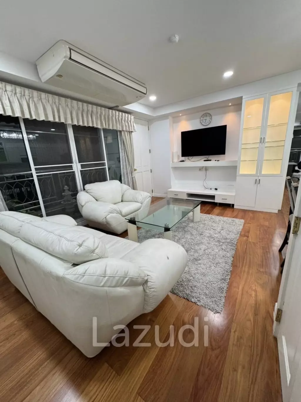2 Bedroom 2 Bathroom 95 Sq.m Baan Thanon Sarasin