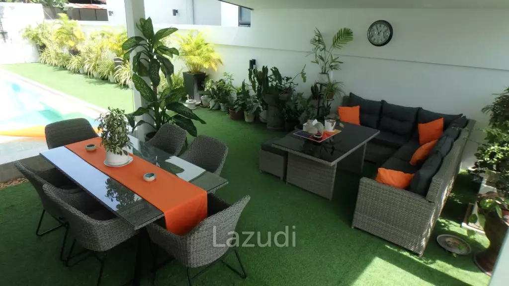3-Storey Pool Villa For Rent In Rawai