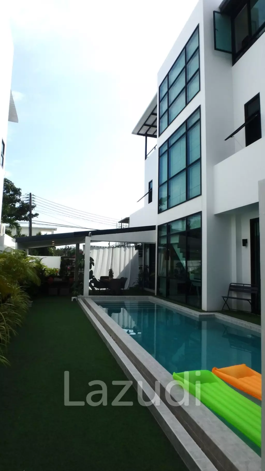 3-Storey Pool Villa For Rent In Rawai