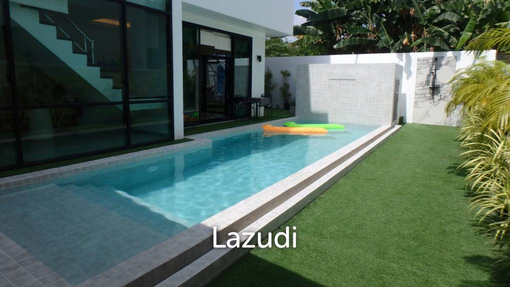 3-Storey Pool Villa For Rent In Rawai