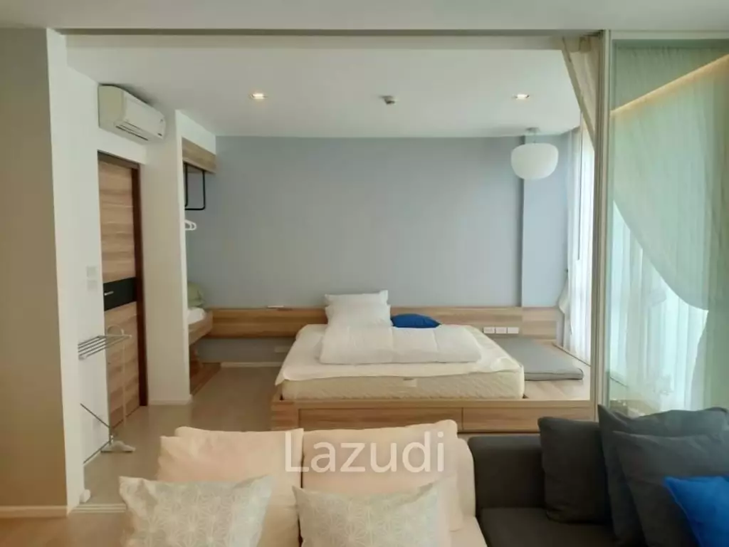 WAN VAYLA : Luxurious 2 Bed Condo with Pool and Seaview