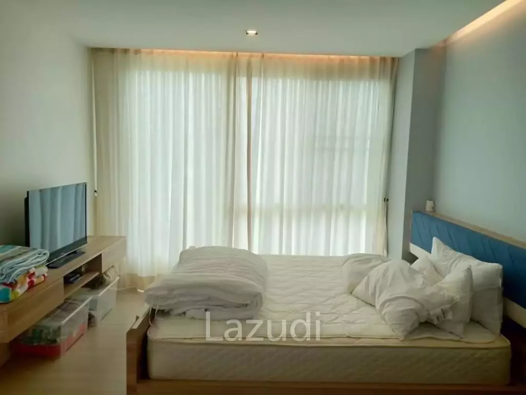 WAN VAYLA : Luxurious 2 Bed Condo with Pool and Seaview