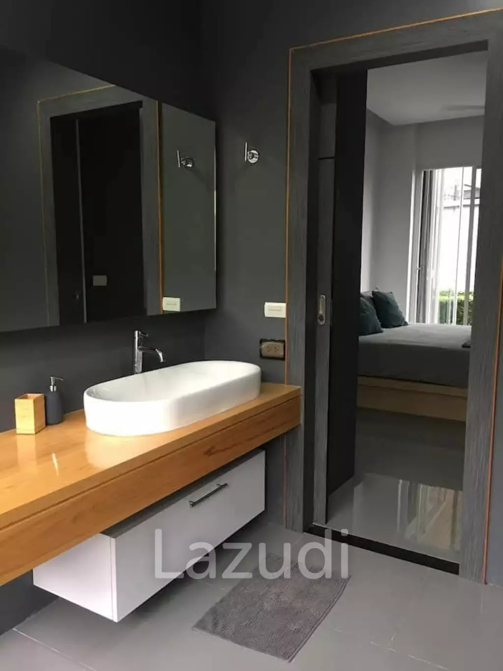 Modern 3-Bedroom House in Mae Nam
