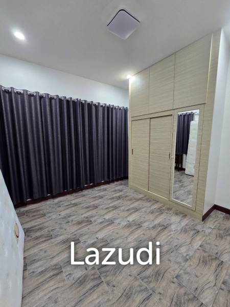 3 Bedrooms House With Swimming Pool Near to the Airport