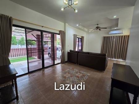 3 Bedrooms House With Swimming Pool Near to the Airport