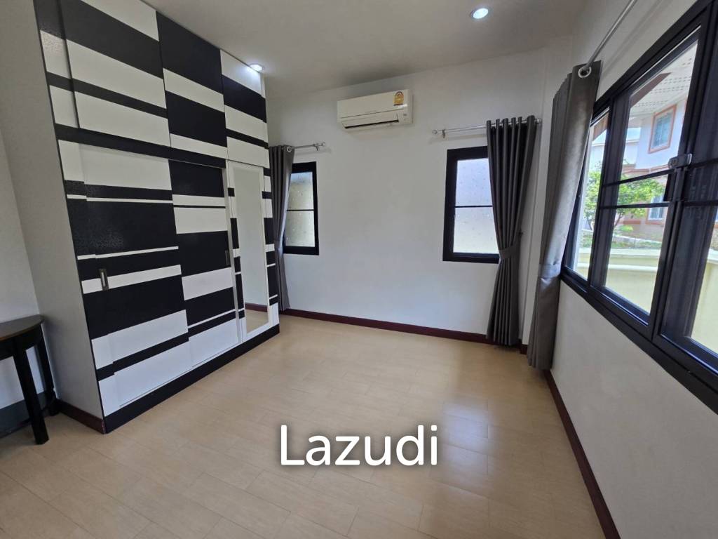 3 Bedrooms House With Swimming Pool Near to the Airport