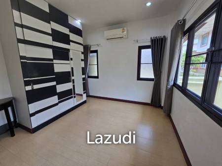 3 Bedrooms House With Swimming Pool Near to the Airport