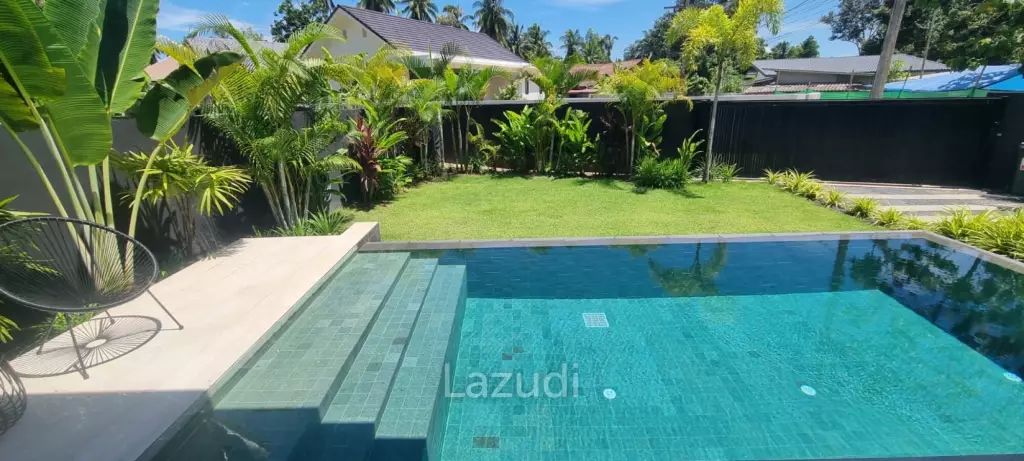 BRAND NEW 4 METER CELLING ISOLATED VILLA