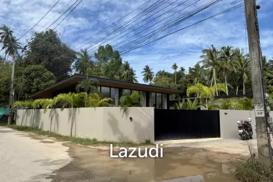 BRAND NEW 4 METER CELLING ISOLATED VILLA