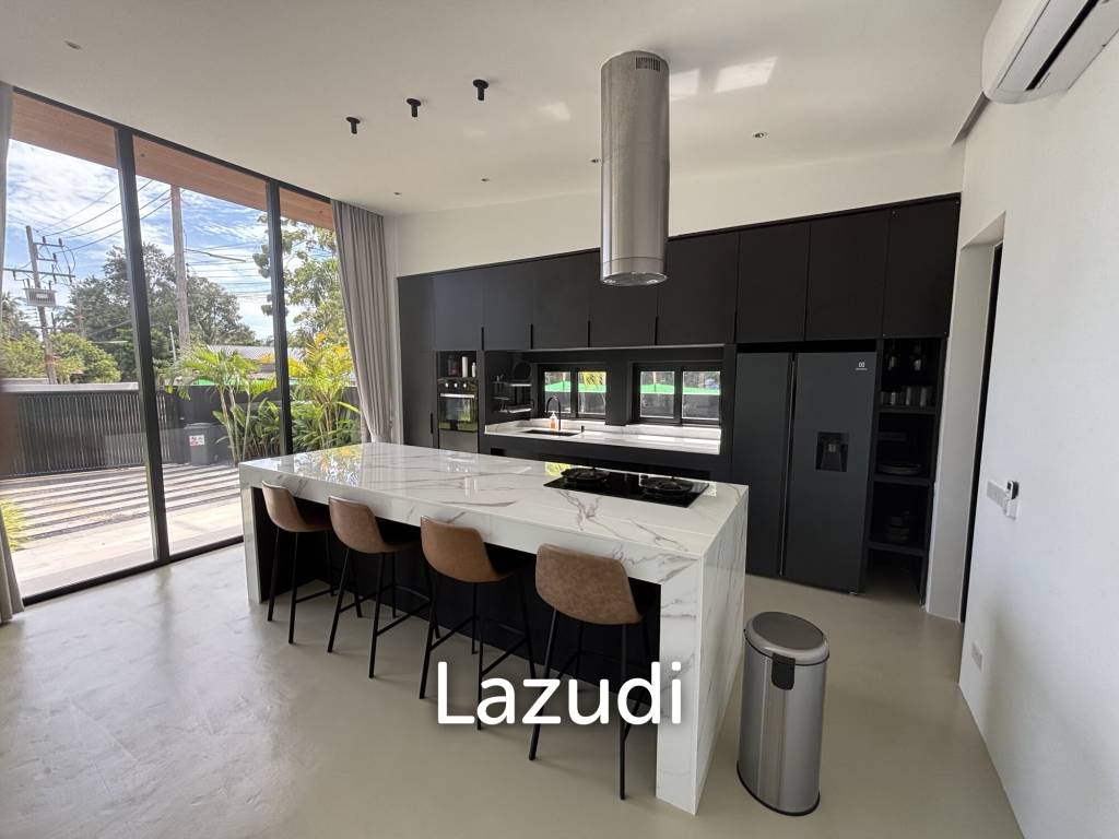 BRAND NEW 4 METER CELLING ISOLATED VILLA