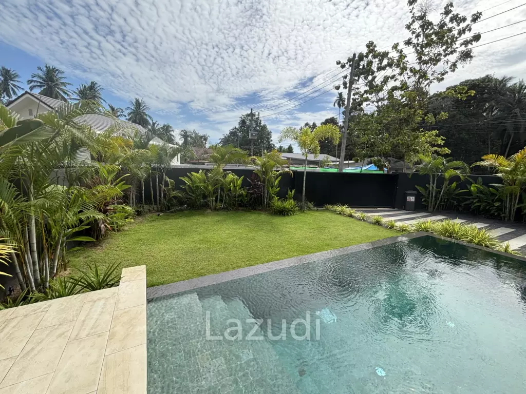BRAND NEW 4 METER CELLING ISOLATED VILLA