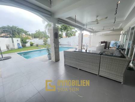 Orchid Paradise Homes: Современная вилла с бассейном