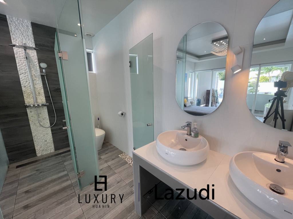 Orchid Paradise Homes: Современная вилла с бассейном