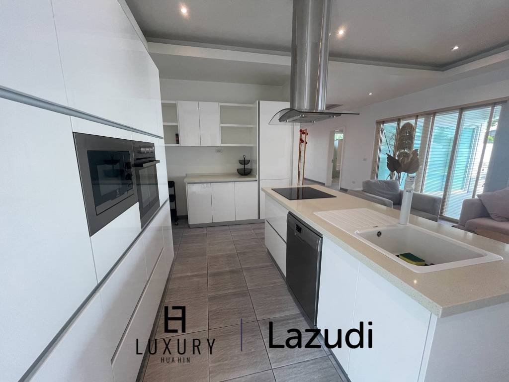 Orchid Paradise Homes: Современная вилла с бассейном