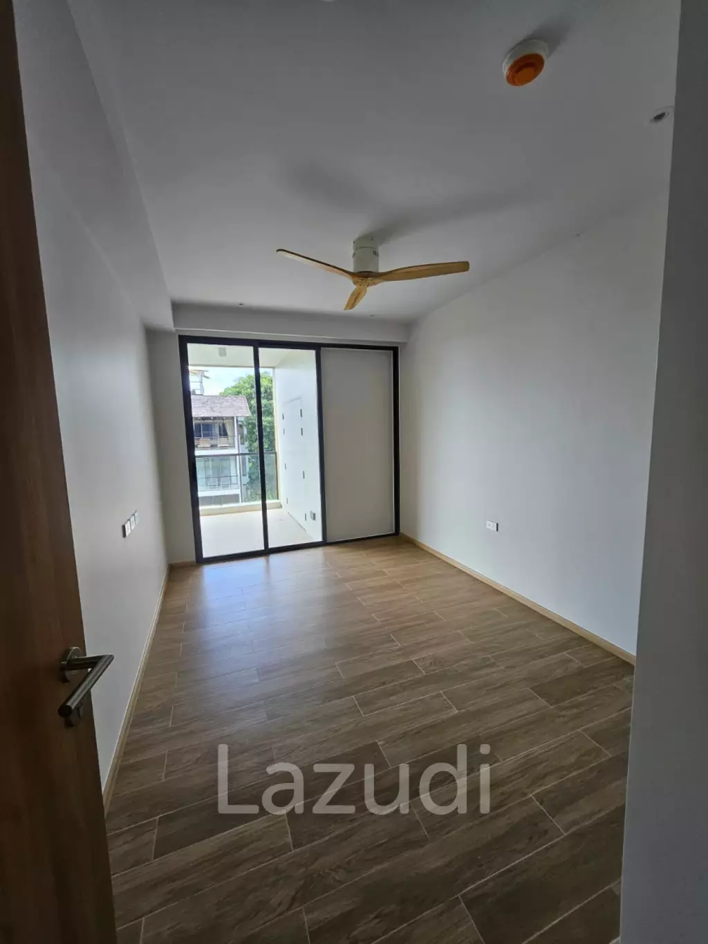 2-Bedroom 99 SQ.M Condo For Sale At Laguna Beachside