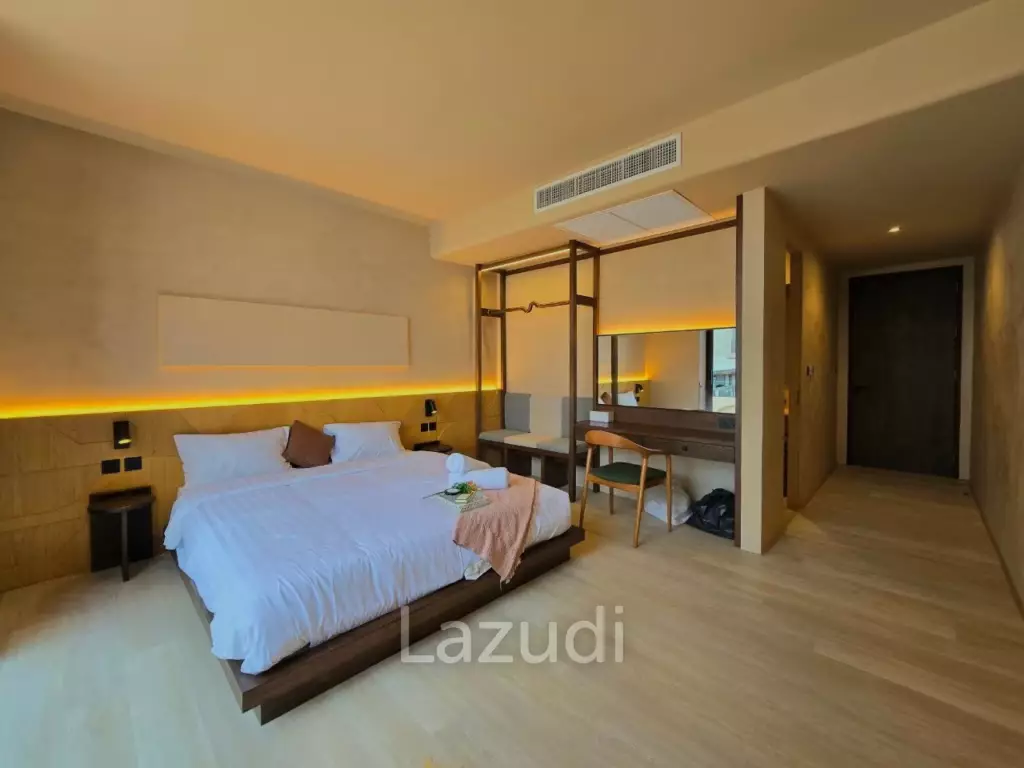5 Bedrooms 6 Bathrooms 400 SQ.M. Villa Barrera