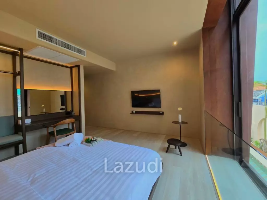 5 Bedrooms 6 Bathrooms 400 SQ.M. Villa Barrera