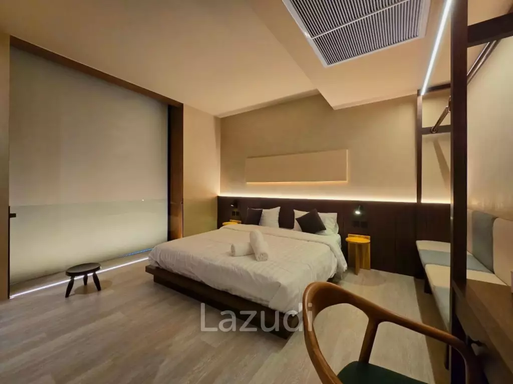 5 Bedrooms 6 Bathrooms 400 SQ.M. Villa Barrera