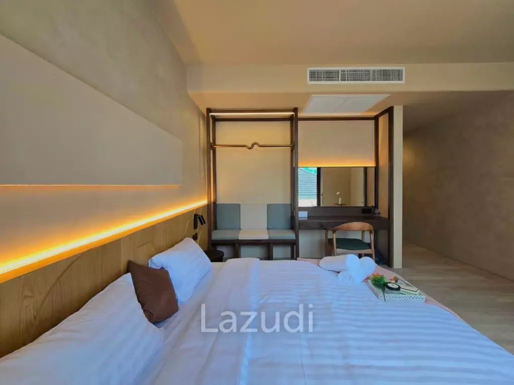 5 Bedrooms 6 Bathrooms 400 SQ.M. Villa Barrera