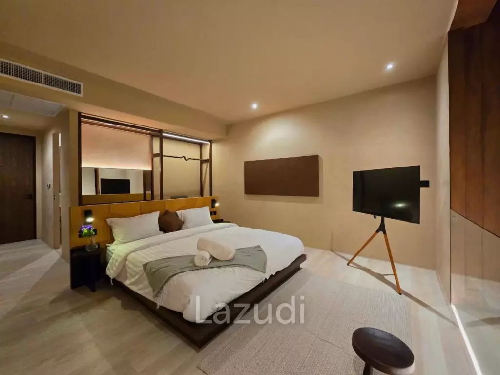 5 Bedrooms 6 Bathrooms 400 SQ.M. Villa Barrera