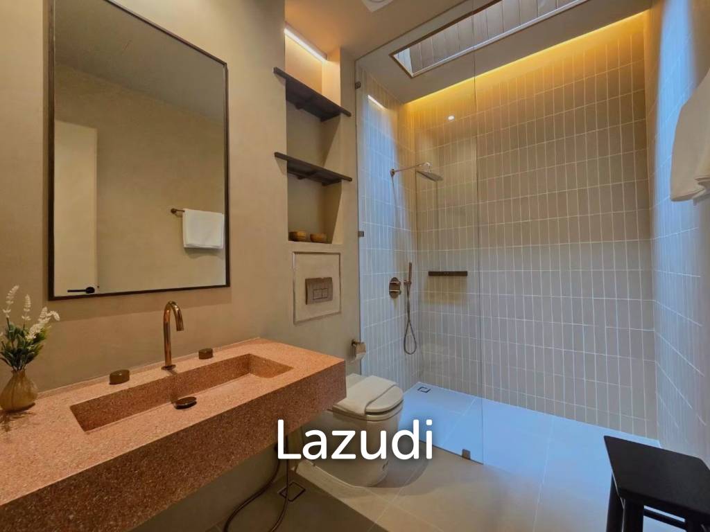 5 Bedrooms 6 Bathrooms 400 SQ.M. Villa Barrera