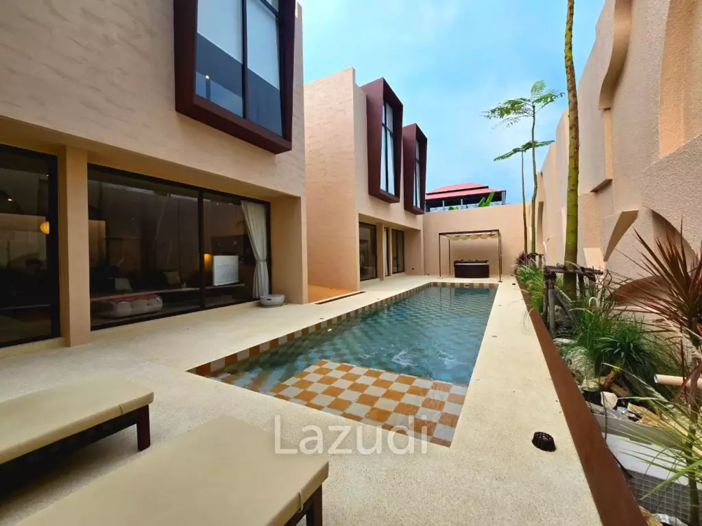 5 Bedrooms 6 Bathrooms 400 SQ.M. Villa Barrera