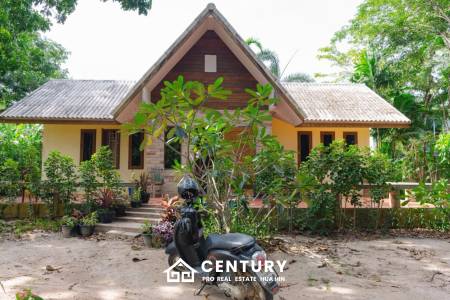 LAND FOR SALE 4 RAI IN HIN LEK FAI WITH SINGLE HOUSE