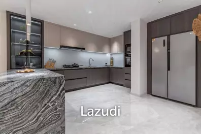 5 Beds 5 Baths 220 SQ.M. House Arcadia Beach Resort