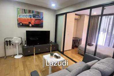 1 Bedroom 1 Bathroom 35 SQ.M Klass Condo Langsuan