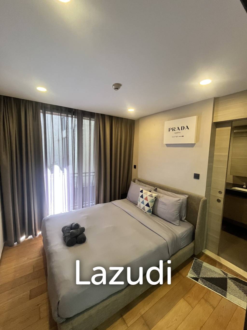 1 Bedroom 1 Bathroom 35 SQ.M Klass Condo Langsuan