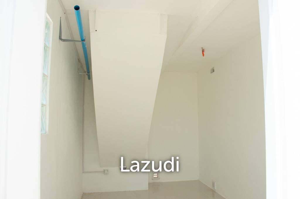 TROPICAL GARDEN : Thai Style 4 Bed Pool Villa for Sale