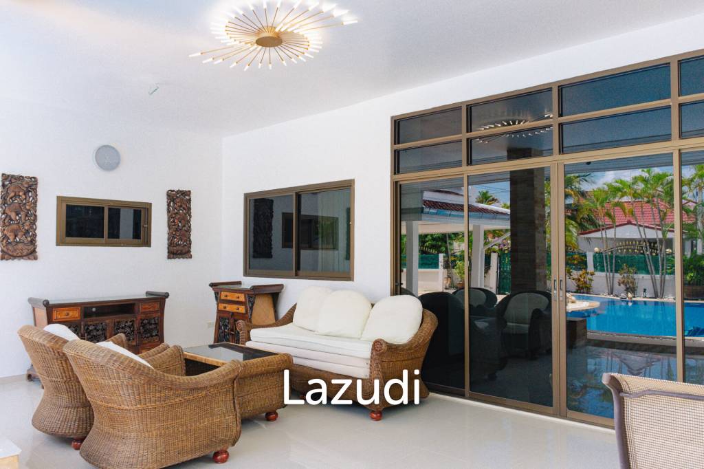 TROPICAL GARDEN : Thai Style 4 Bed Pool Villa for Sale