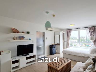 Baan Peang Ploen: Studio bedroom walkable to the Beach for rent