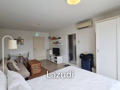 Baan Peang Ploen: Studio bedroom walkable to the Beach for rent