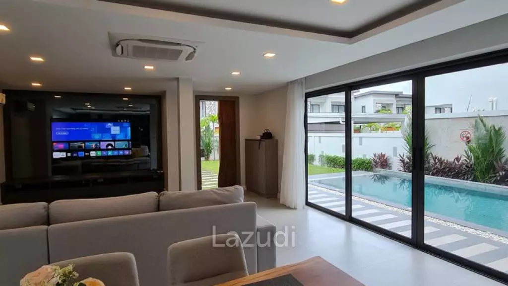 4 Beds 5 Baths 300 SQ.M. Serenity Jomtien Villas