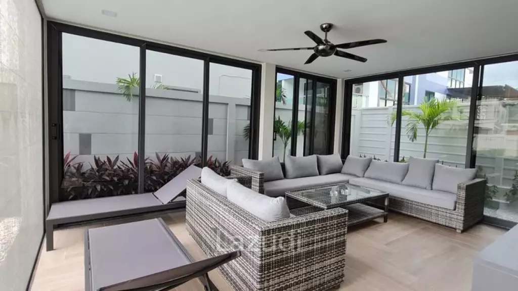 4 Beds 5 Baths 300 SQ.M. Serenity Jomtien Villas