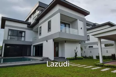4 Beds 5 Baths 300 SQ.M. Serenity Jomtien Villas