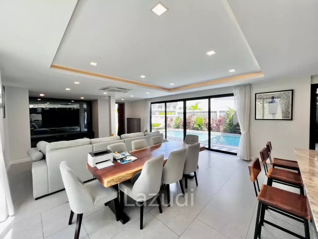 4 Beds 5 Baths 300 SQ.M. Serenity Jomtien Villas