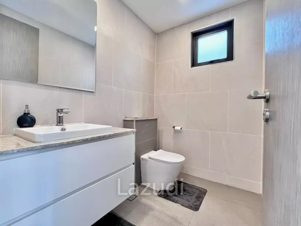 4 Beds 5 Baths 300 SQ.M. Serenity Jomtien Villas