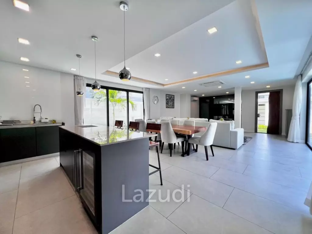 4 Beds 5 Baths 300 SQ.M. Serenity Jomtien Villas
