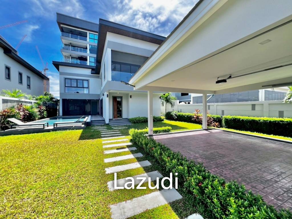 4 Beds 5 Baths 300 SQ.M. Serenity Jomtien Villas