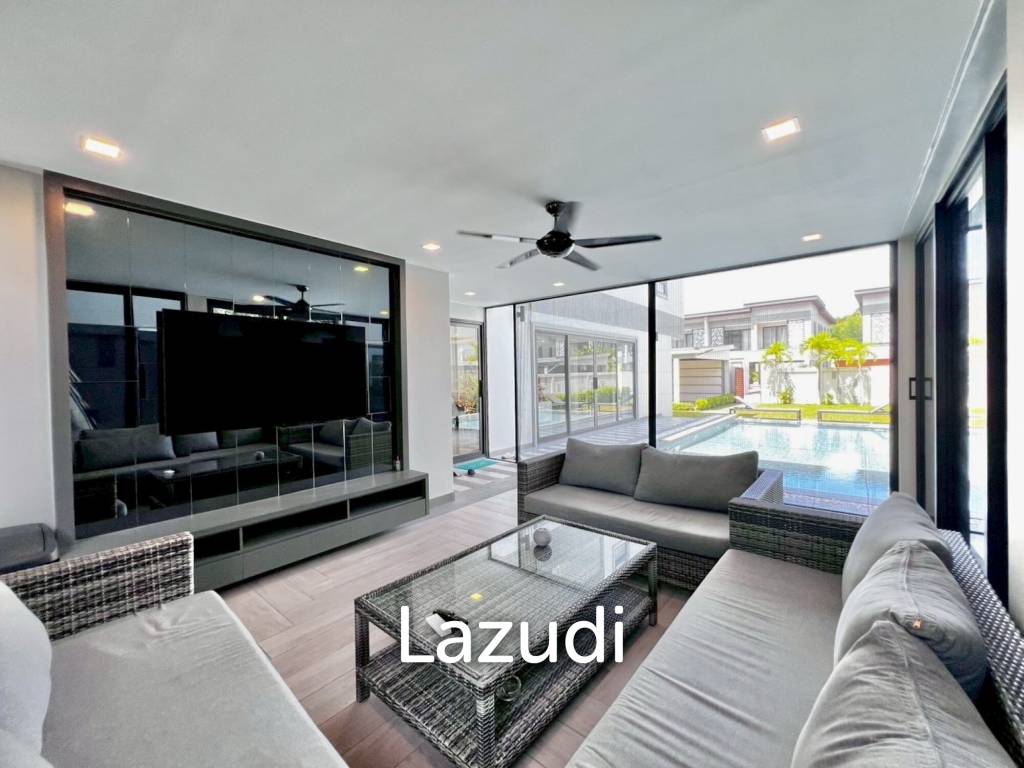 4 Beds 5 Baths 300 SQ.M. Serenity Jomtien Villas