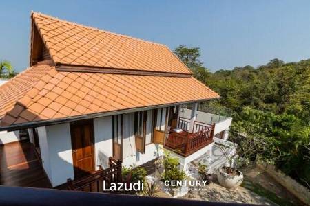 WHITE LOTUS 1: 4 Bed Bali Style Pool Villa