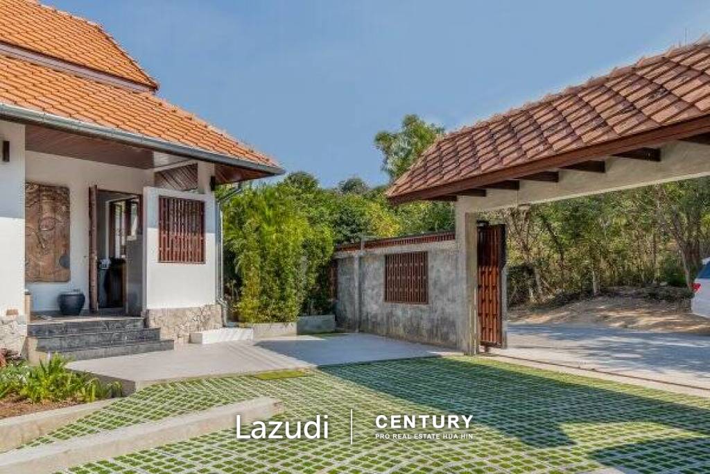 WHITE LOTUS 1: 4 Bed Bali Style Pool Villa