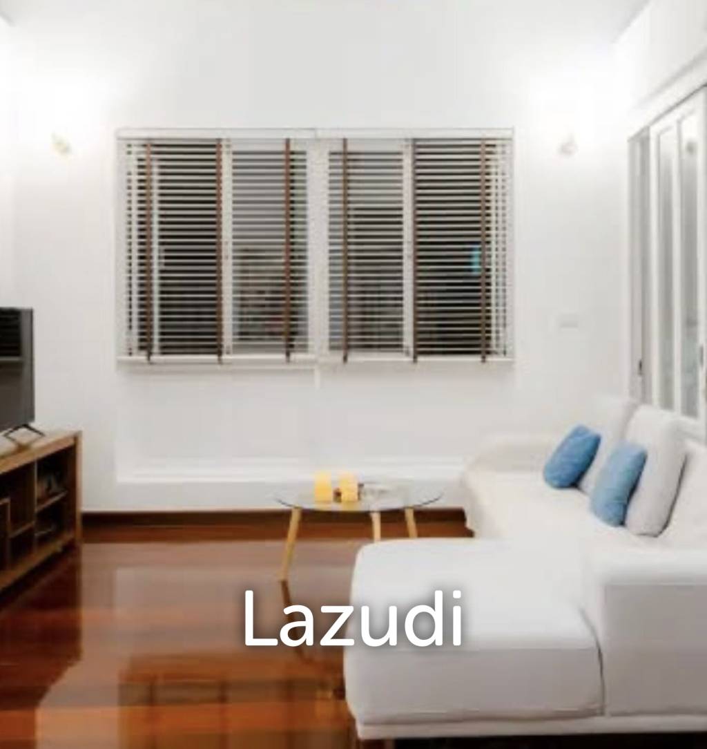 WHITE LOTUS 1: 4 Bed Bali Style Pool Villa