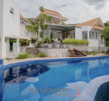 WHITE LOTUS 1: 4 Bed Bali Style Pool Villa